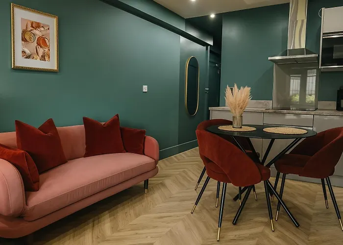 Athena Ls1 Free Secure Parking! Apartamento *